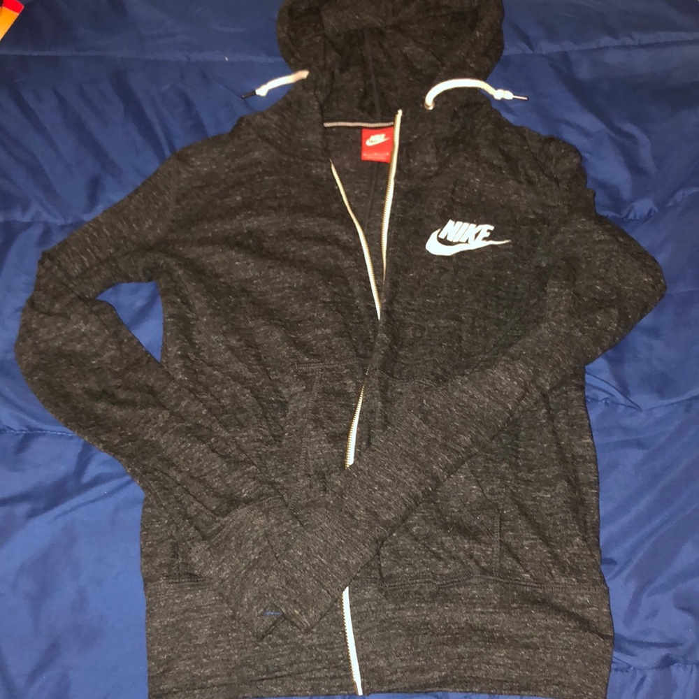 Nike Sweater